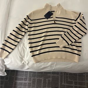 Brandy Melville stripped RARE pullover